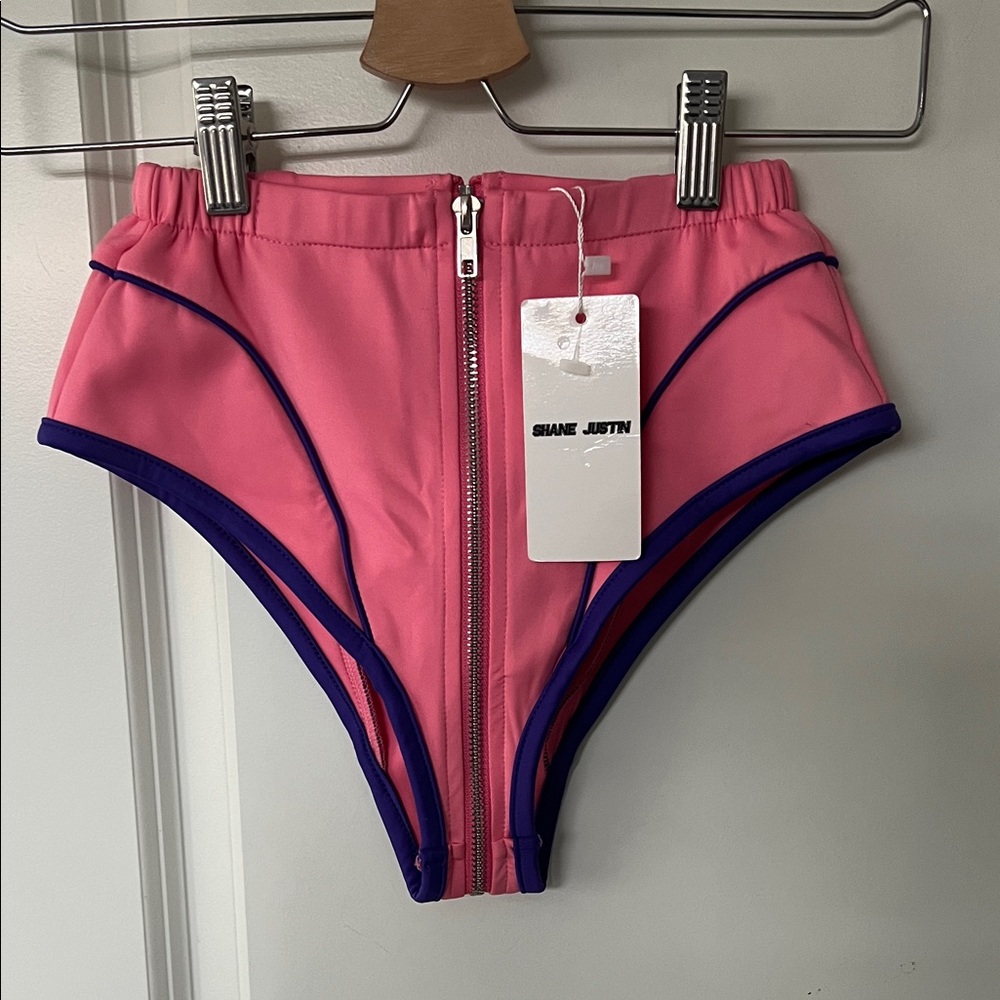 NWT Shane Justin Runway Zip-Around Brief, XS